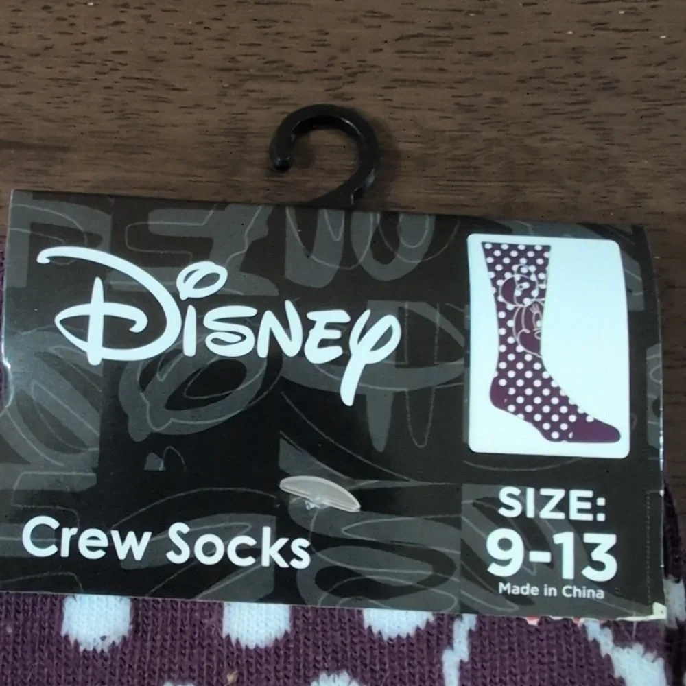 NWT Disney Minnie Mouse Polka Dot Crew Socks in Purple and White